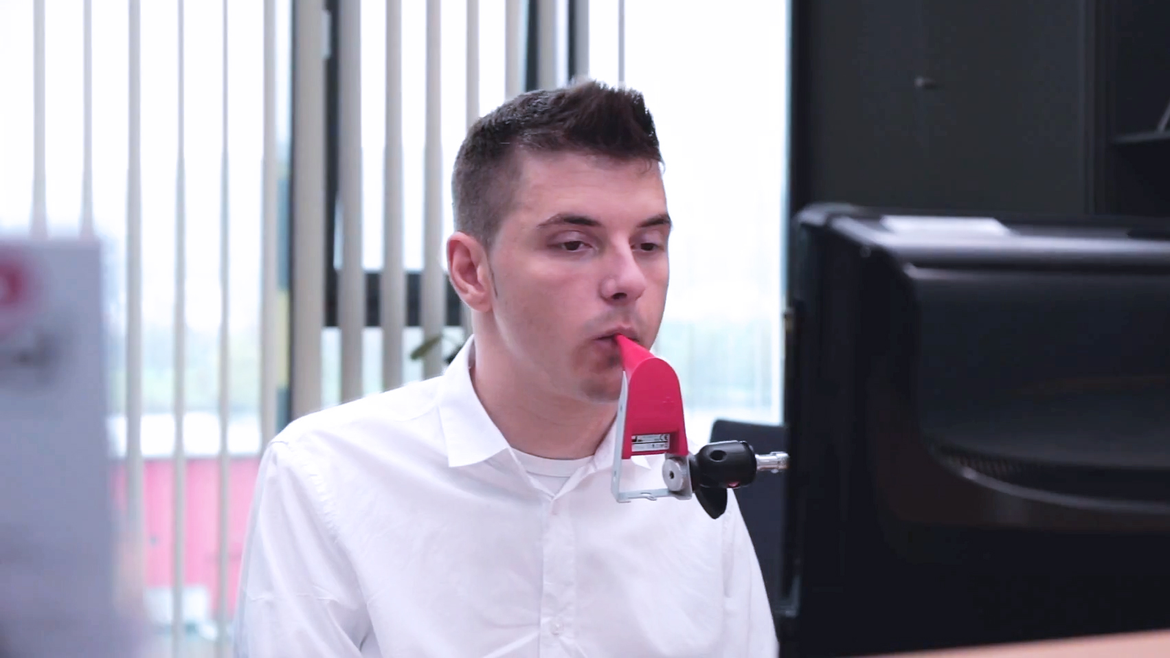 IntegraMouse | Die Mundmaus für grenzenlose Möglichkeiten